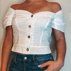WHITE BUTTON DOWN OFF-THE-SHOULDER TOP